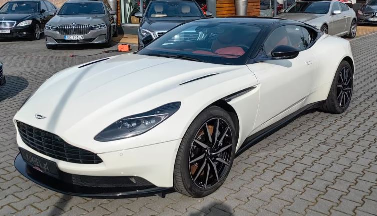 Aston Martin DB11 4.0 V8